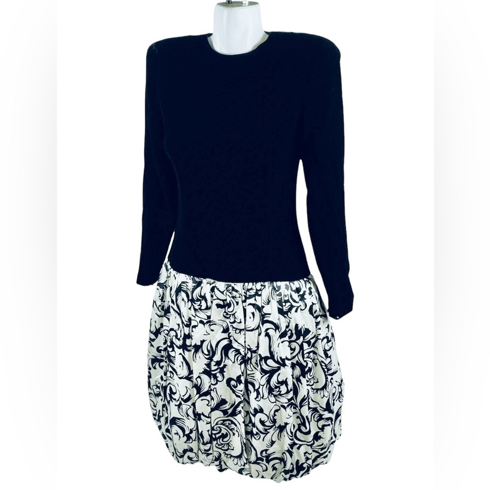 VTG Maggy London 90's Black and White Floral Long Sleeve Velvet Dress Bubble Hem - Picture 2 of 13
